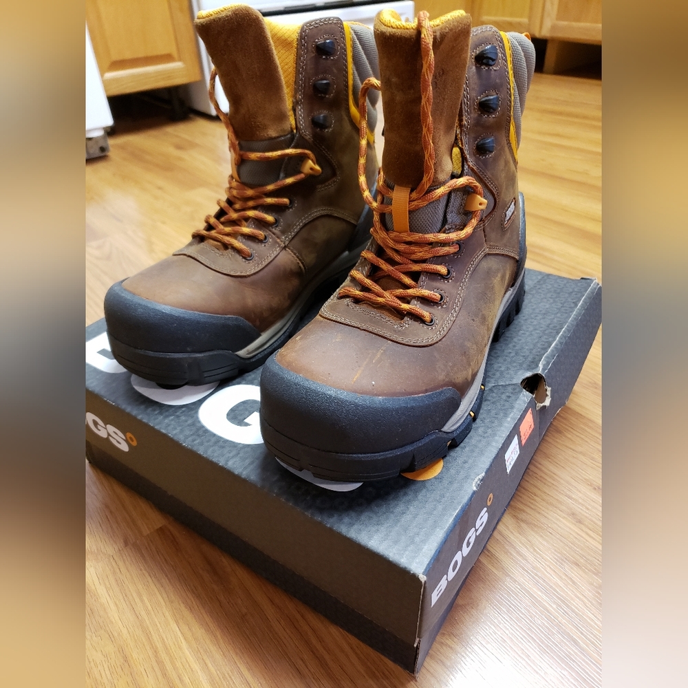 Bogs Hiking Boots perfect condition mens extreme cold weather boots